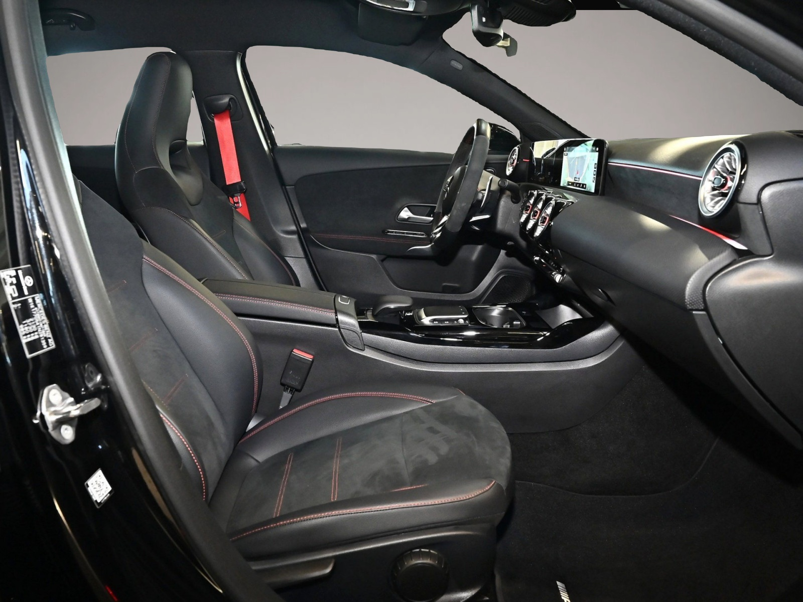 Mercedes-Benz A 45 AMG (03/2022, Benzin)