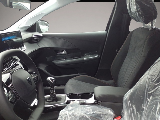 Peugeot 208 (06/2026, Benzin)
