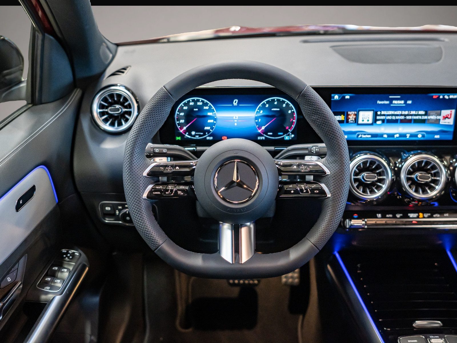 Mercedes-Benz GLA 200 (01/2026, Benzin)