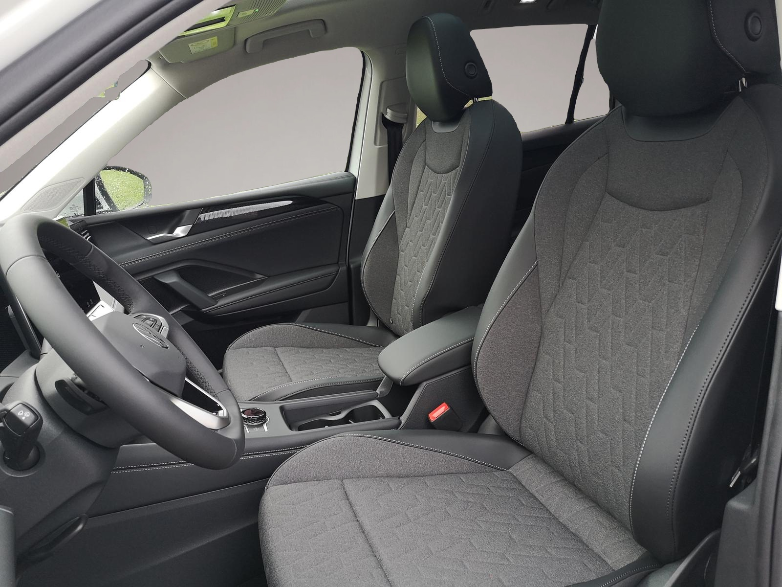 Volkswagen Tiguan (06/2026, Benzin)
