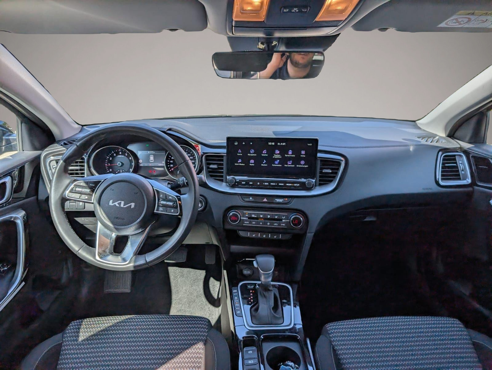 KIA cee'd / Ceed (11/2025, Benzin)