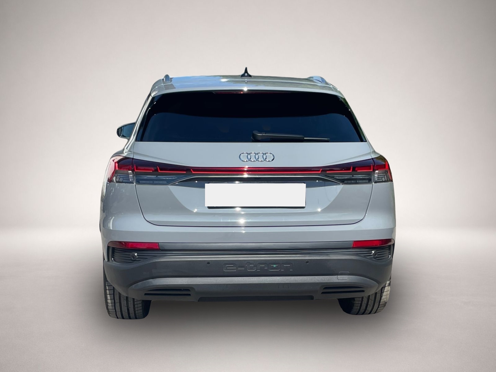 Audi Q4 e-tron (09/2025, ELECTRIC)