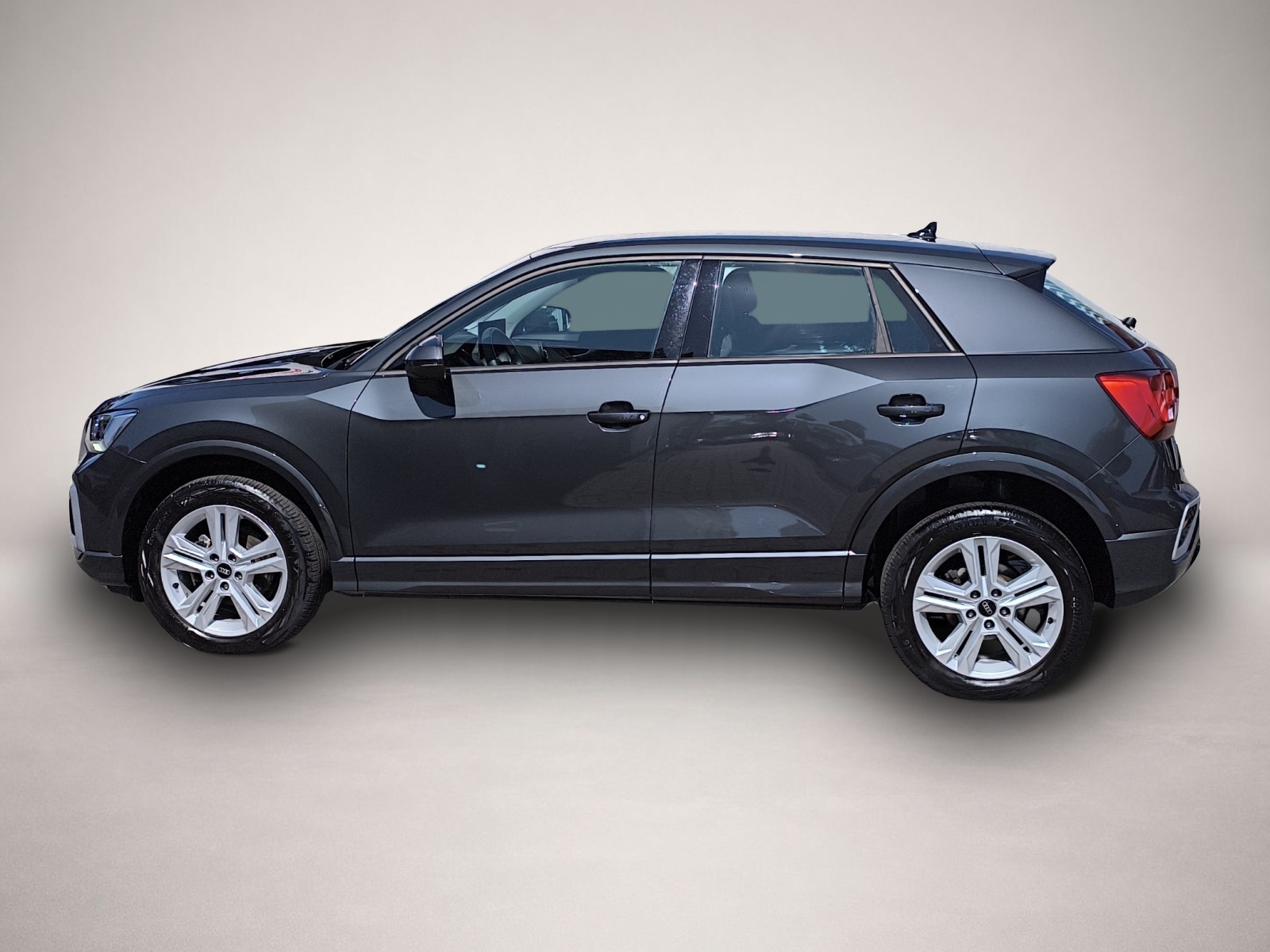Audi Q2 (07/2024, Benzin)