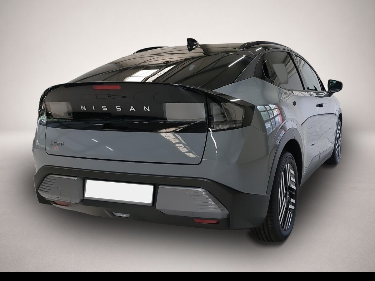 Nissan Leaf, image 2 of 4