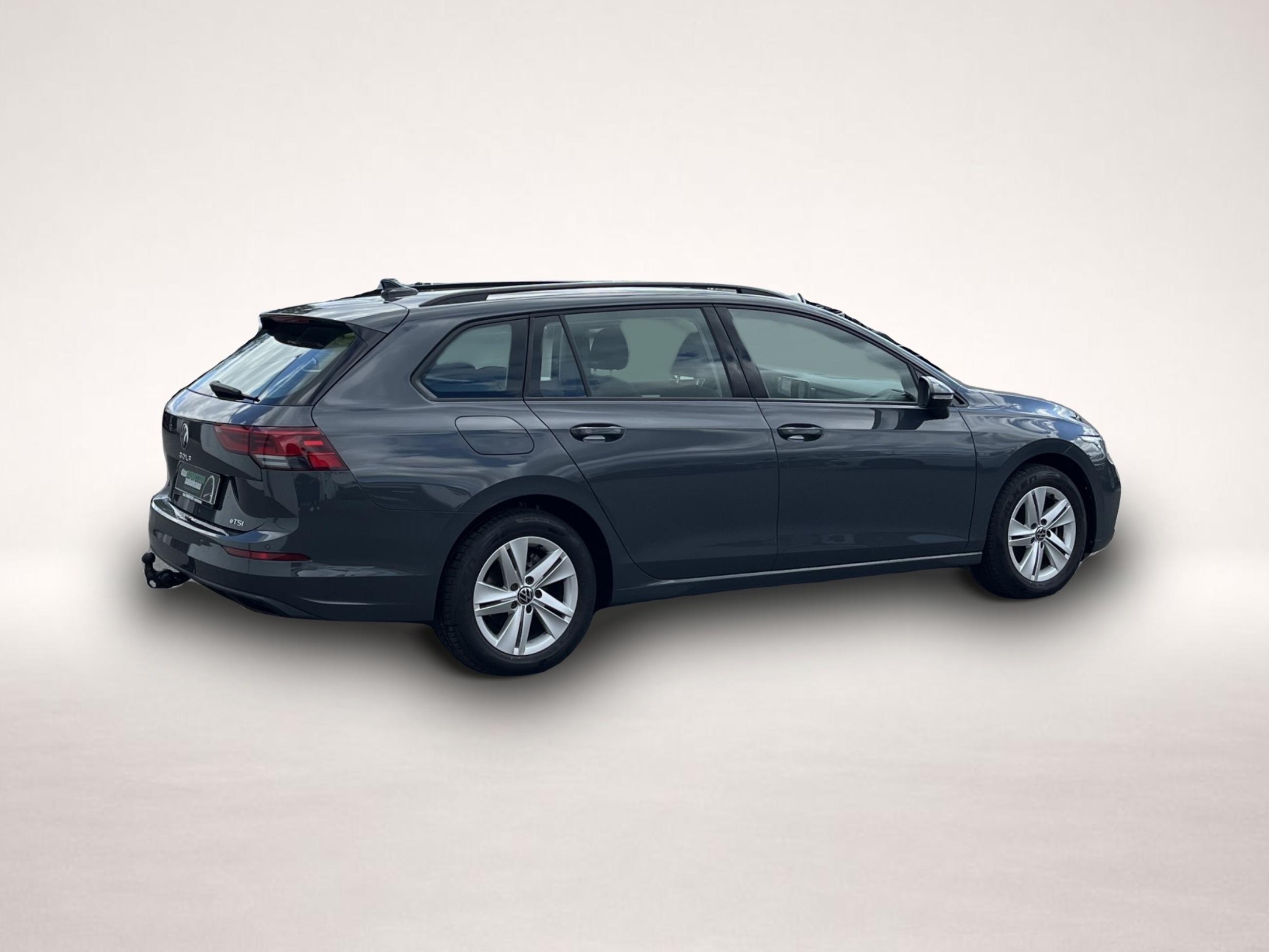 Volkswagen Golf (12/2023, Benzin)