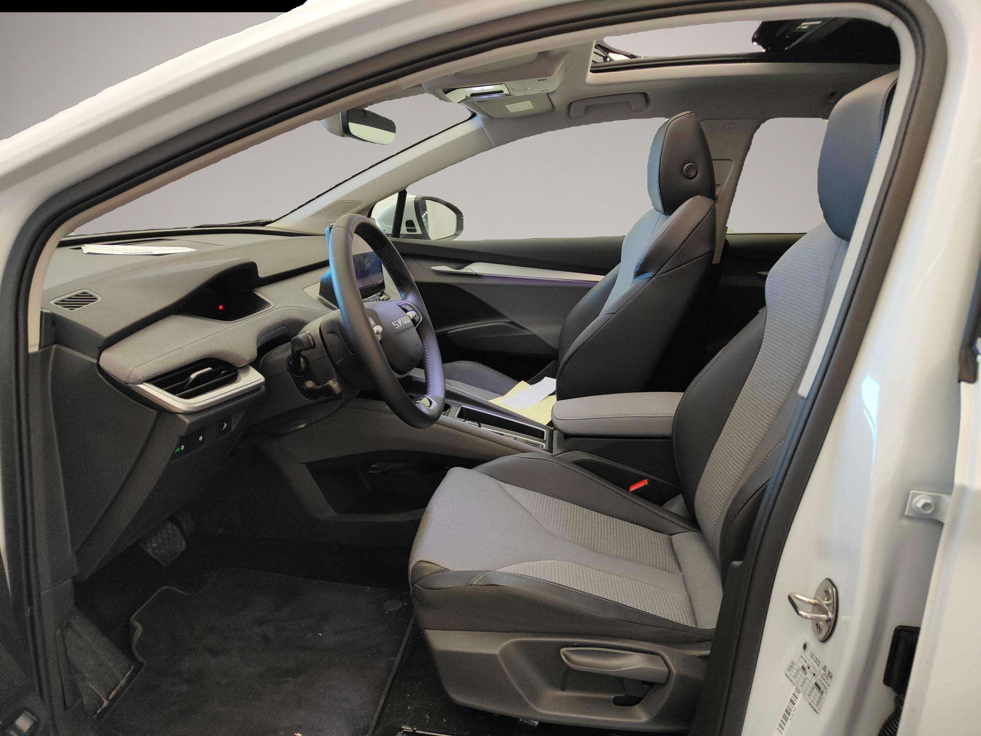 Skoda Enyaq (10/2025, ELECTRIC)