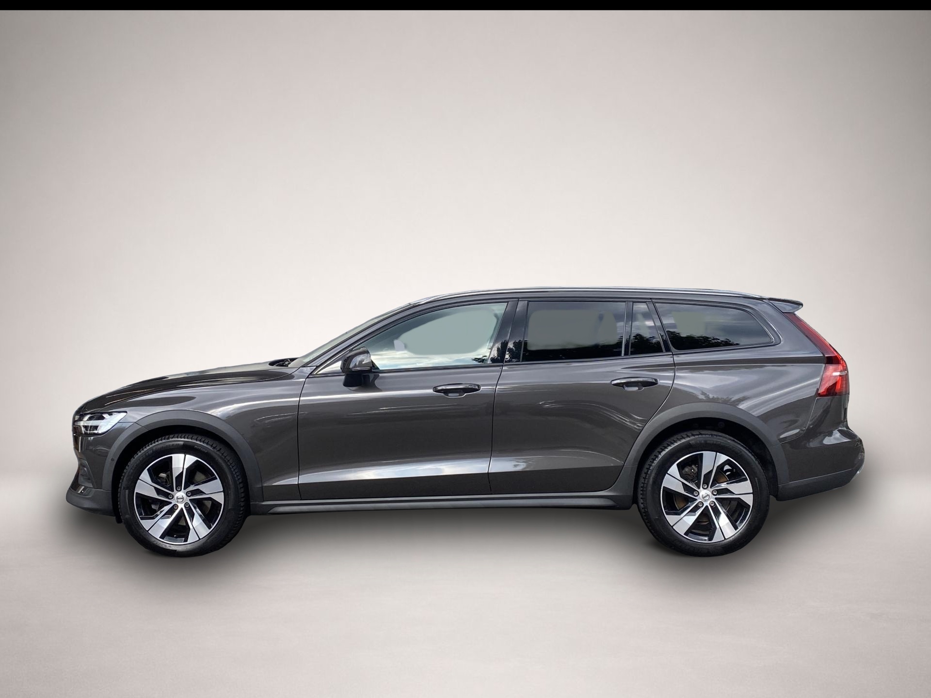 Volvo V60 Cross Country (06/2023, Diesel)
