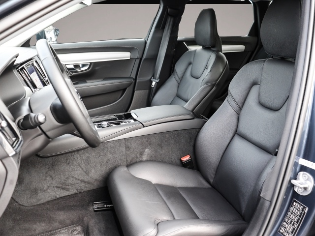 Volvo V90 (04/2025, Hybrid (Benzin/Elektro))