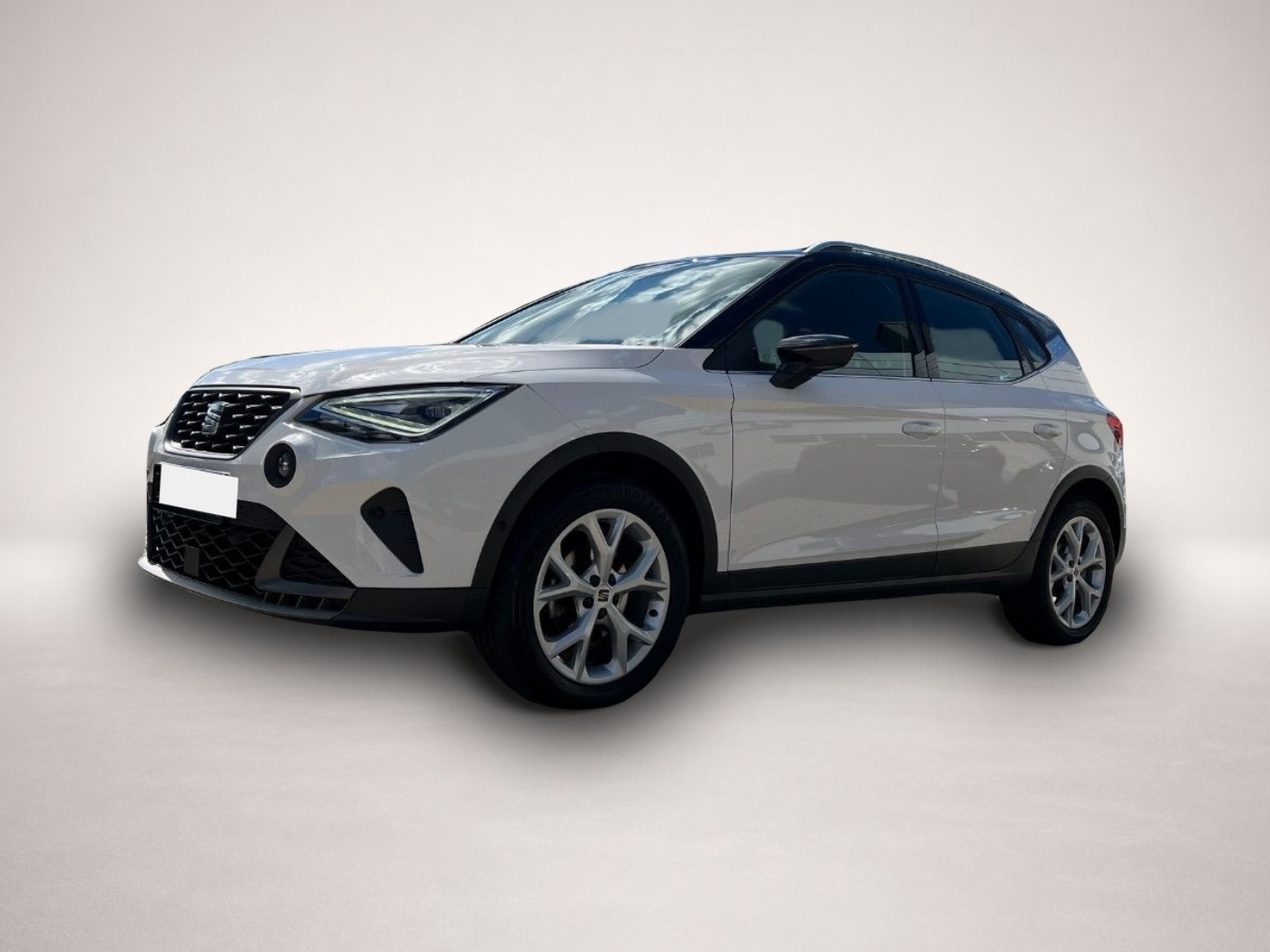 Seat Arona (04/2022, Benzin)