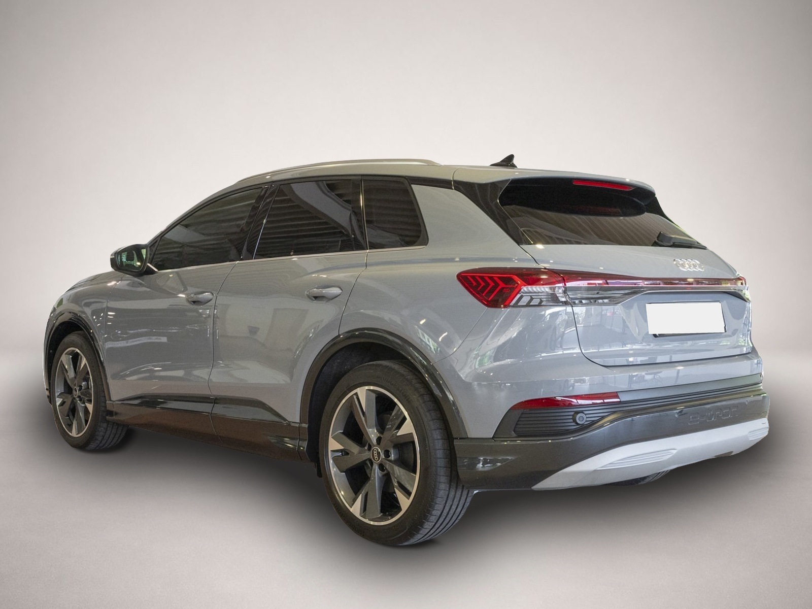 Audi Q4 e-tron (05/2023, ELECTRIC)