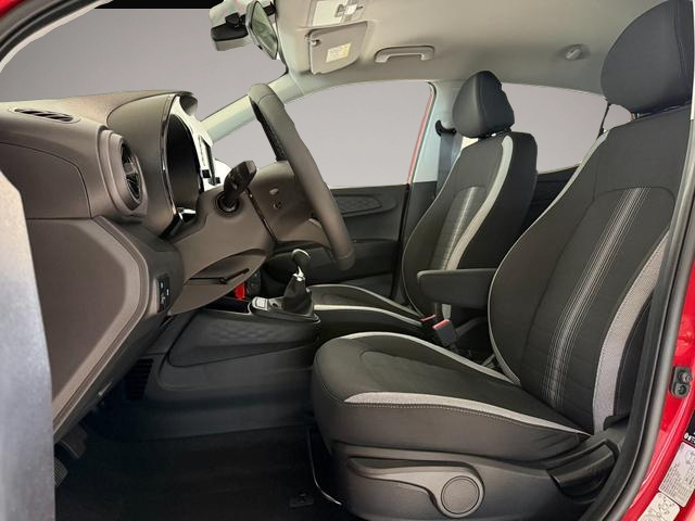 Hyundai i10 (11/2025, Benzin)