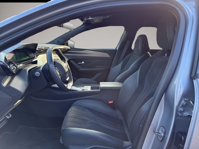 Peugeot 308 (12/2023, Benzin)
