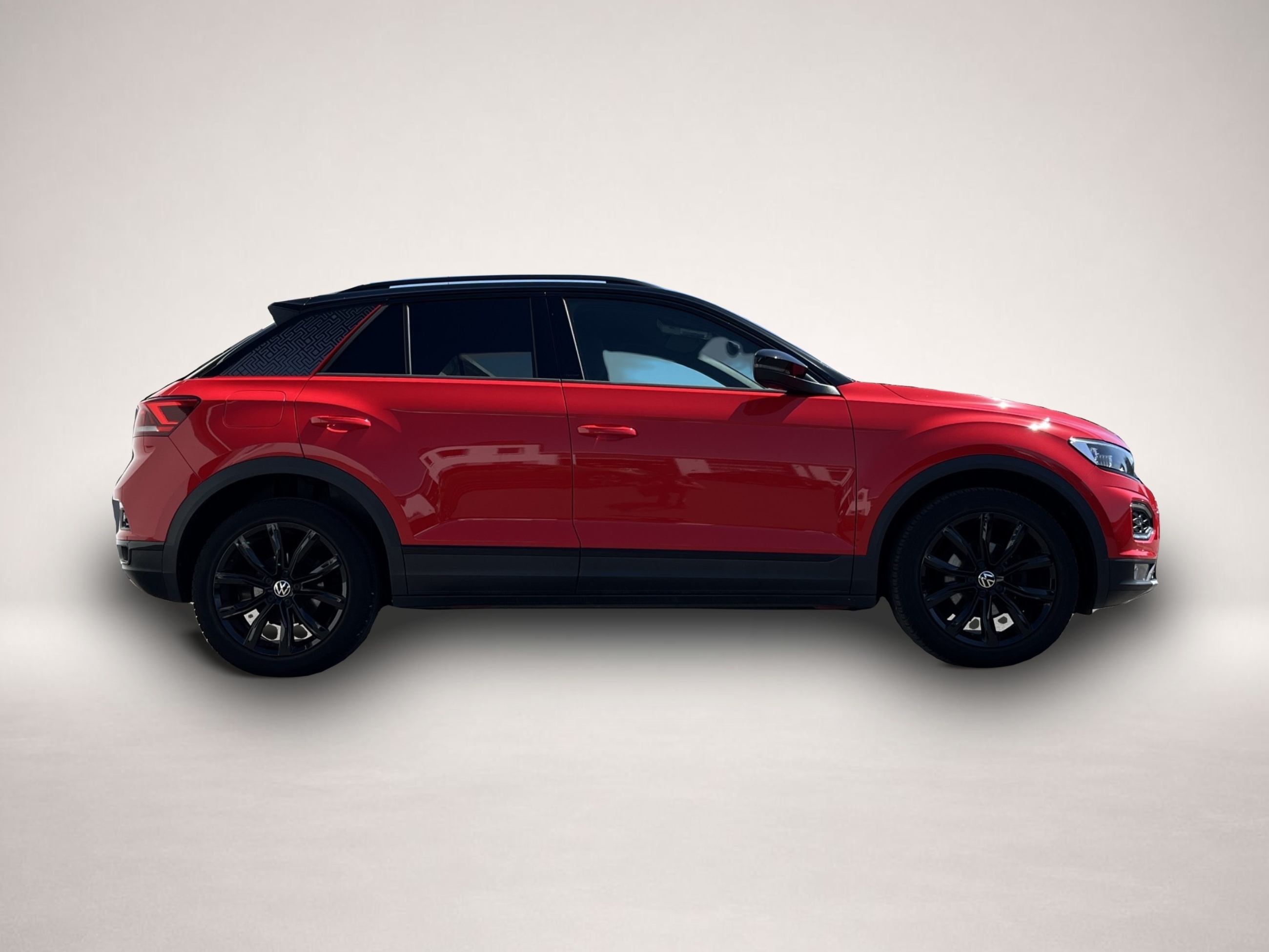 Volkswagen T-Roc (04/2021, Benzin)