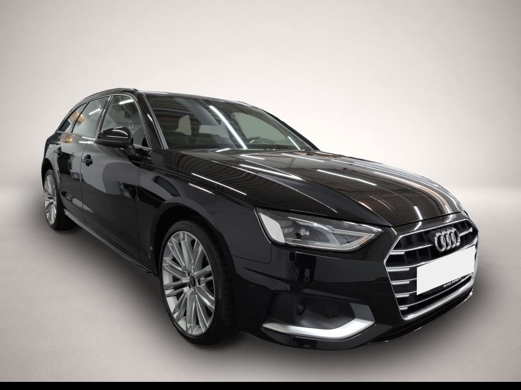 Audi A4 (12/2023, )