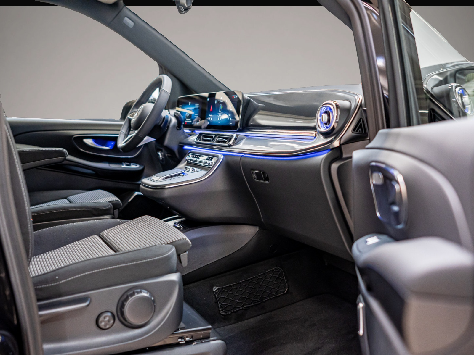 Mercedes-Benz V 250 (12/2025, Diesel)