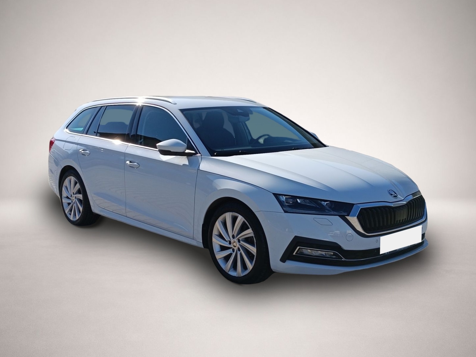 Skoda Octavia (06/2022, Benzin)
