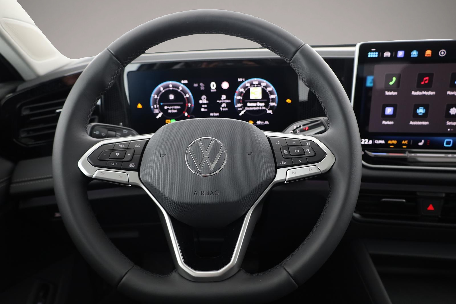 Volkswagen Tiguan (12/2025, Benzin)