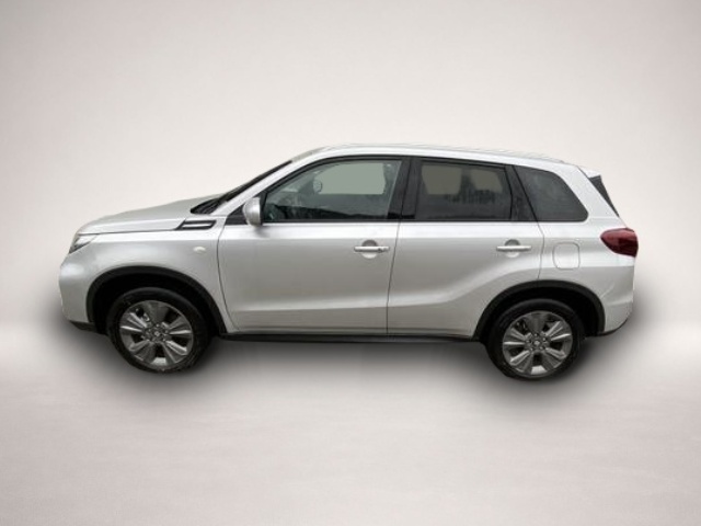 Suzuki Vitara (03/2026, Benzin)