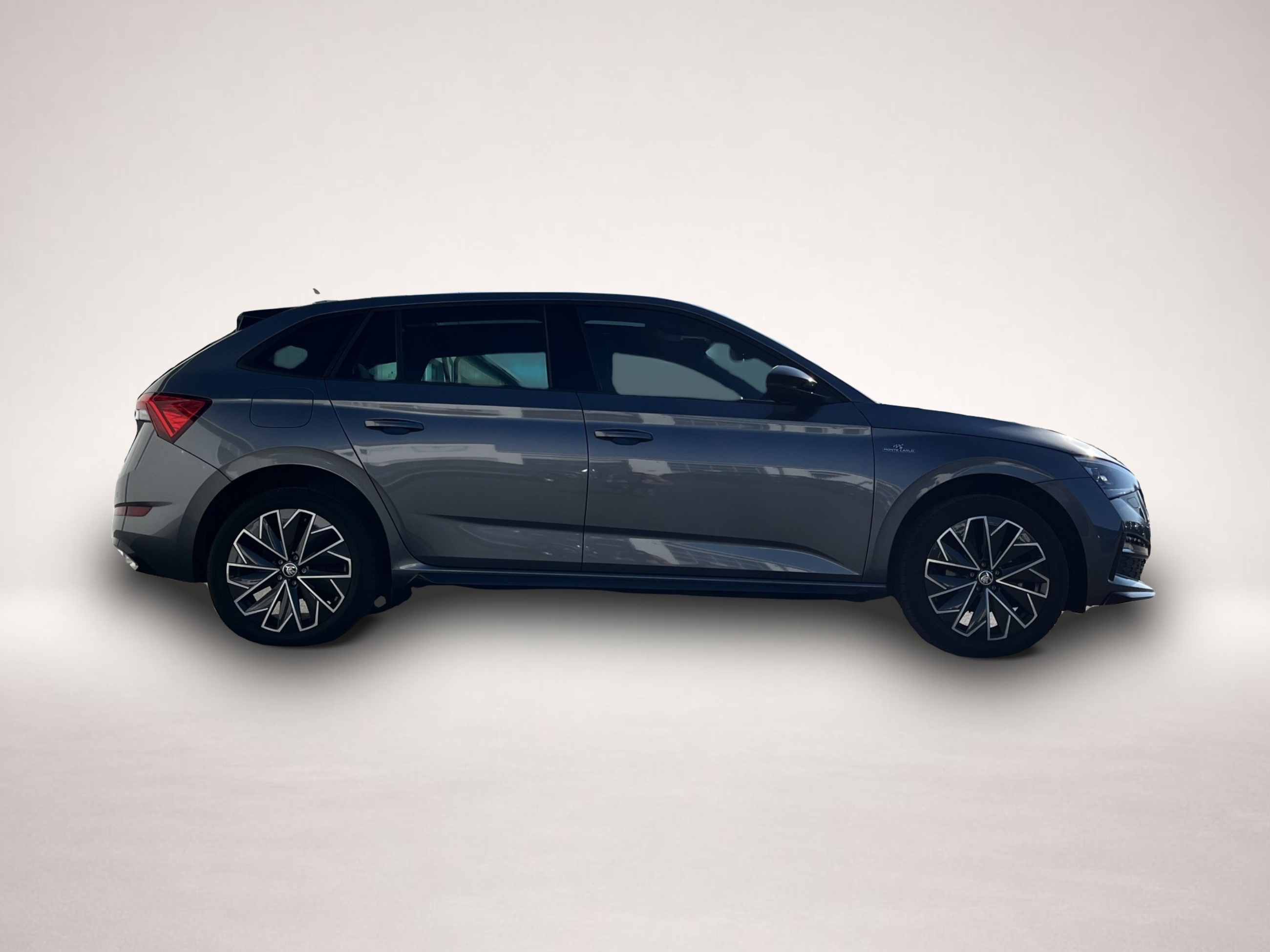 Skoda Scala (05/2023, Benzin)