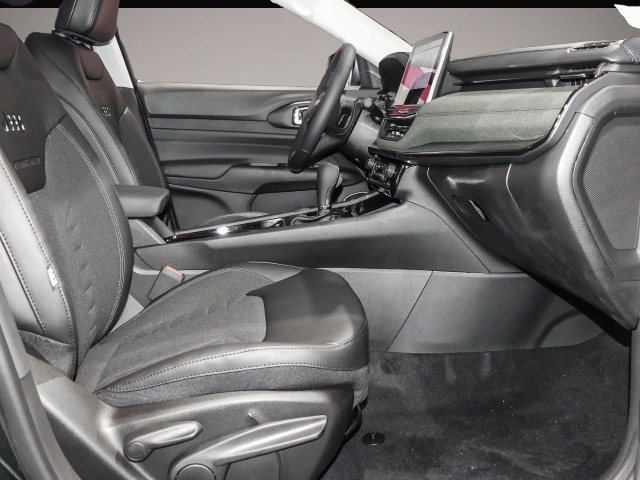 Jeep Compass (02/2025, Benzin)