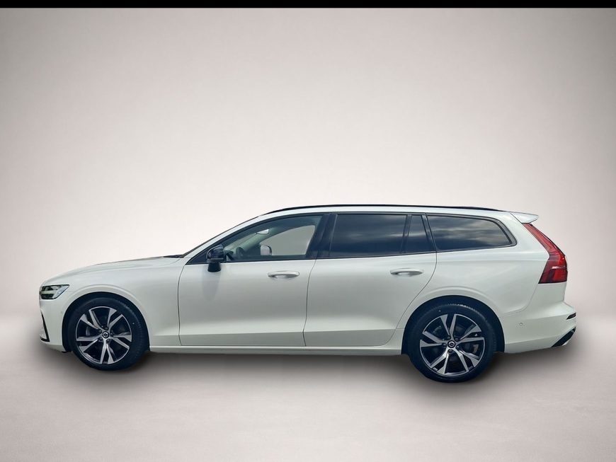 Volvo V60 (11/2025, Benzin)