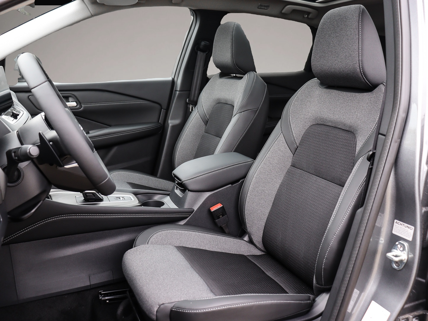 Nissan Qashqai, image 4 of 6