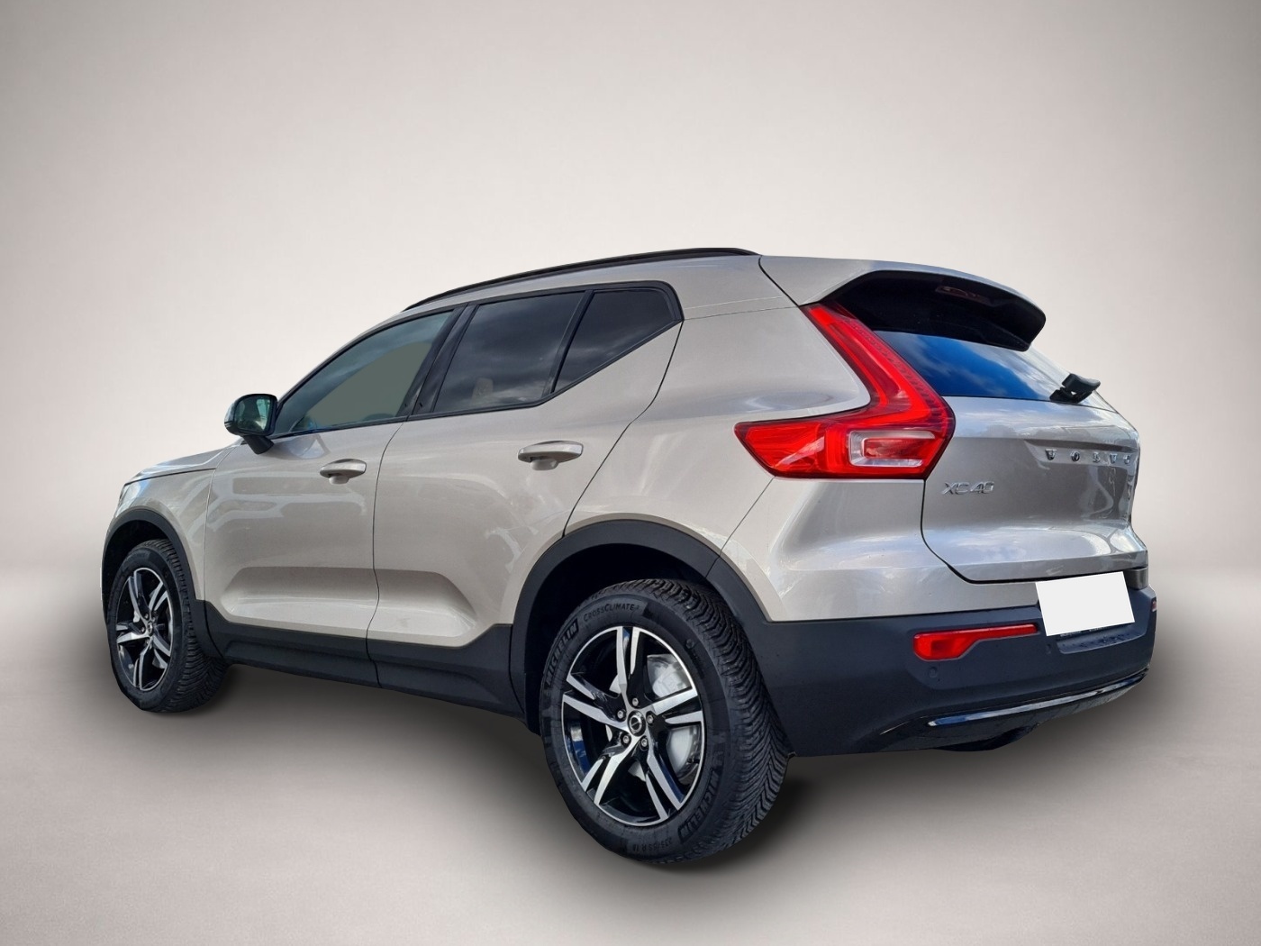 Volvo XC40 (04/2024, Benzin)