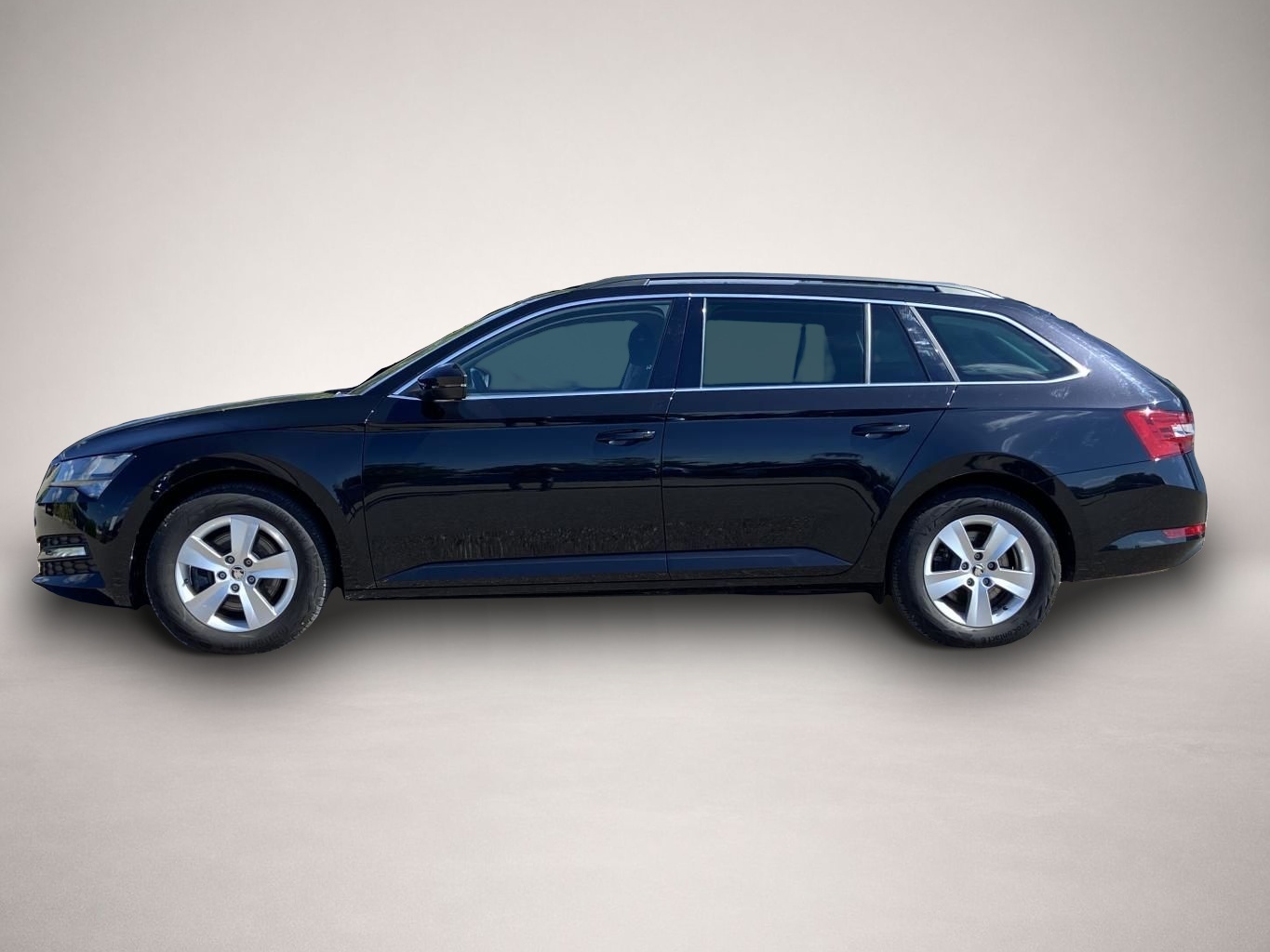 Skoda Superb (03/2024, )