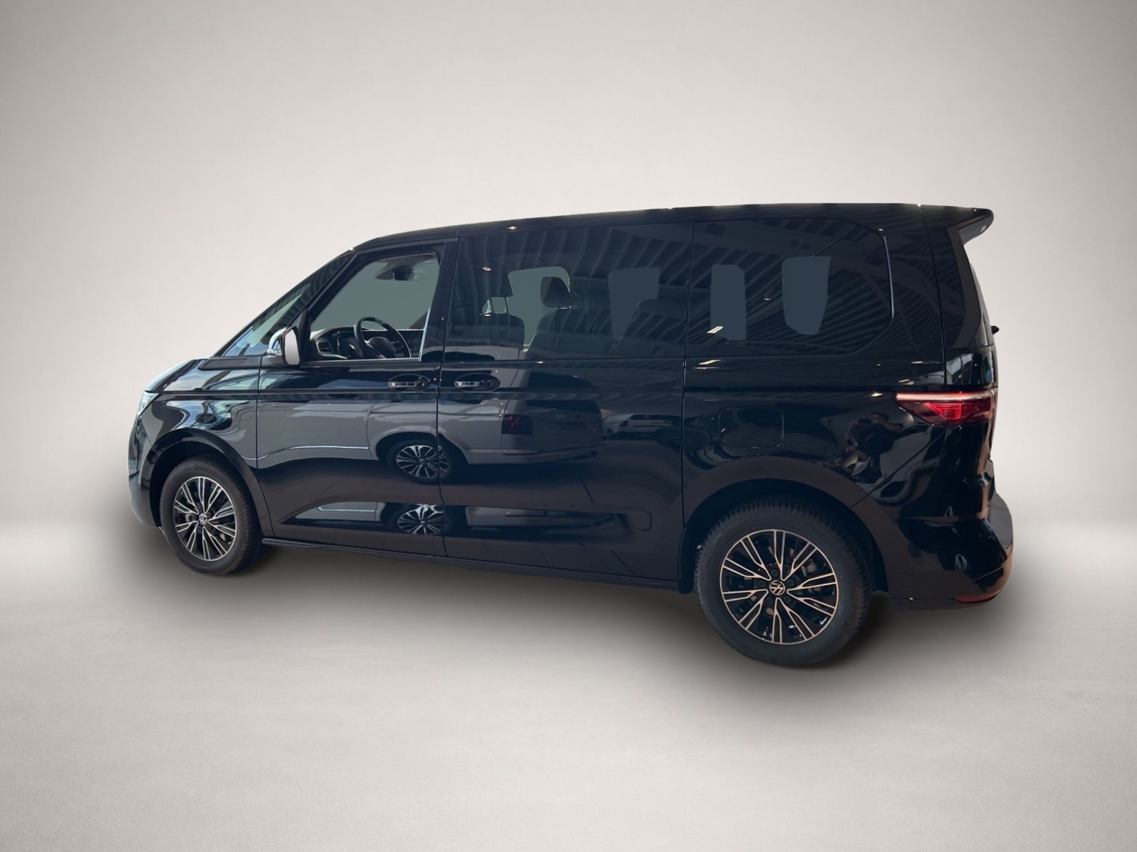 Volkswagen T7 Multivan, image 4 of 5