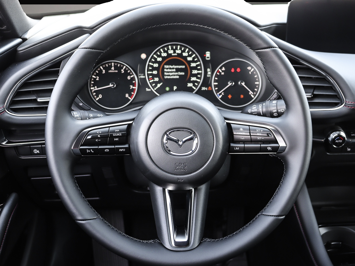 Mazda 3 (05/2026, Benzin)