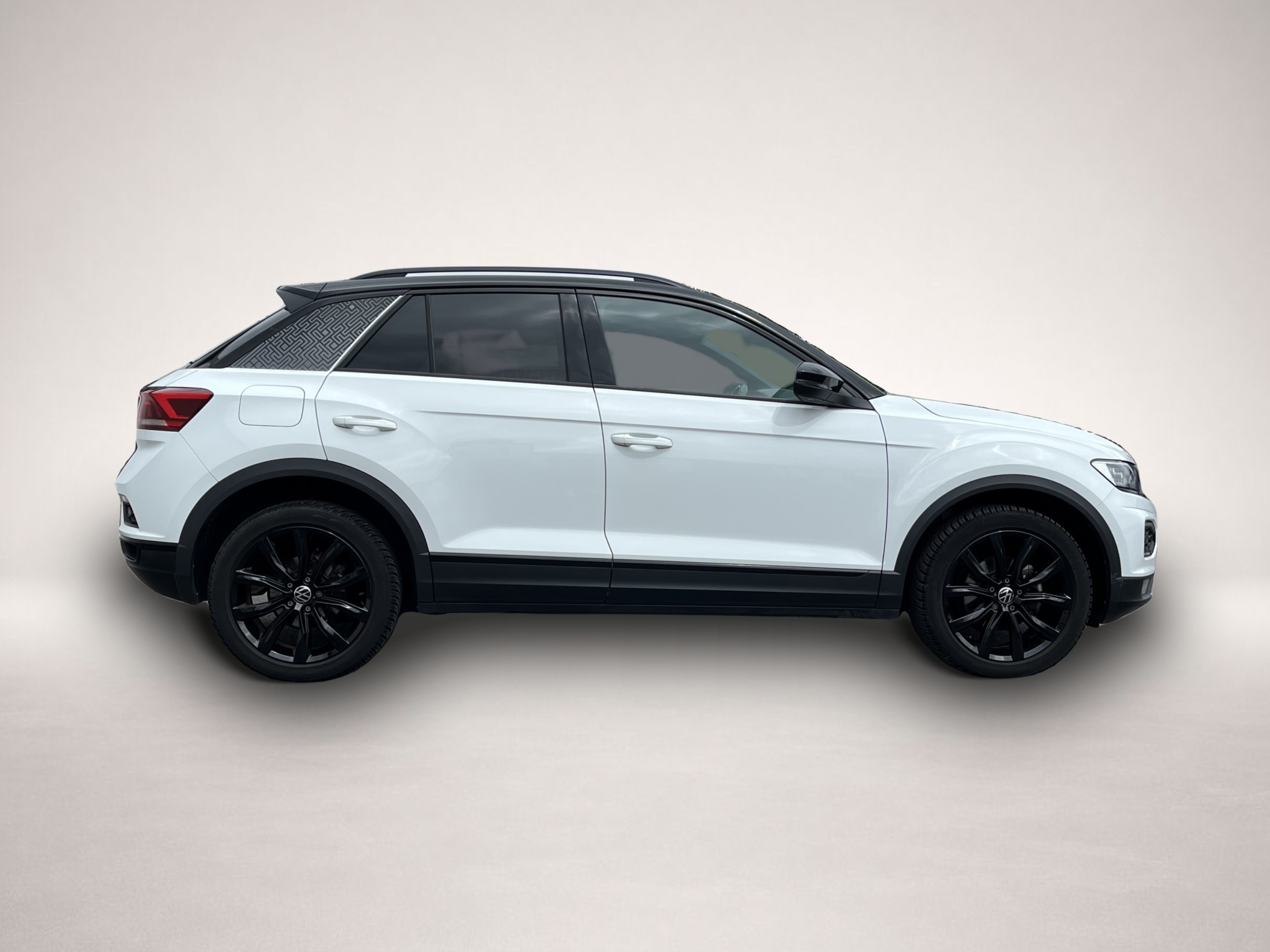 Volkswagen T-Roc (06/2022, Benzin)