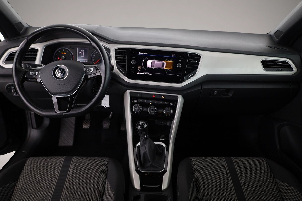 Volkswagen T-Roc (11/2020, Benzin)