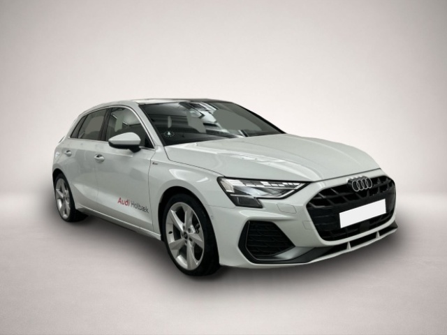 Audi A3 (10/2025, Benzin)