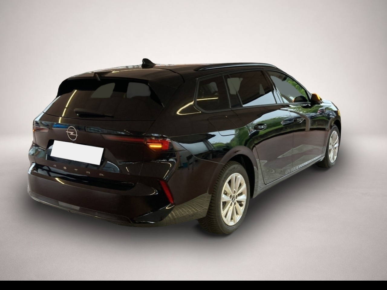 Opel Astra (06/2025, Benzin)