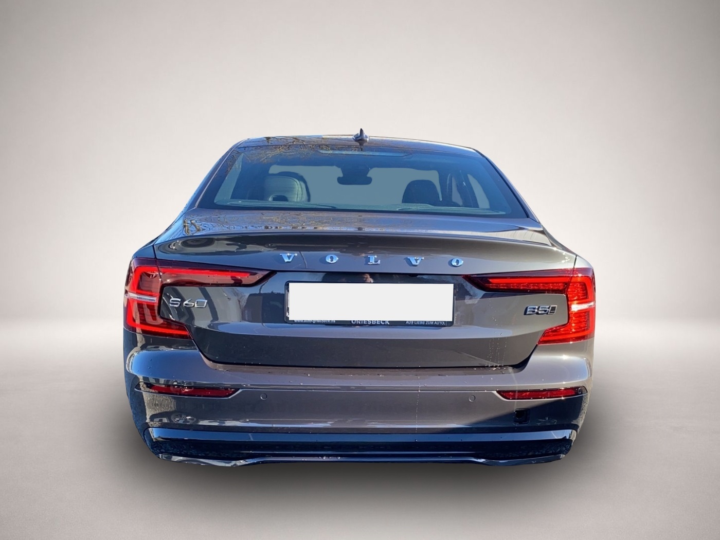 Volvo S60 (06/2025, Benzin)