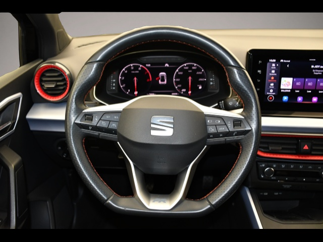 Seat Arona (07/2023, Benzin)