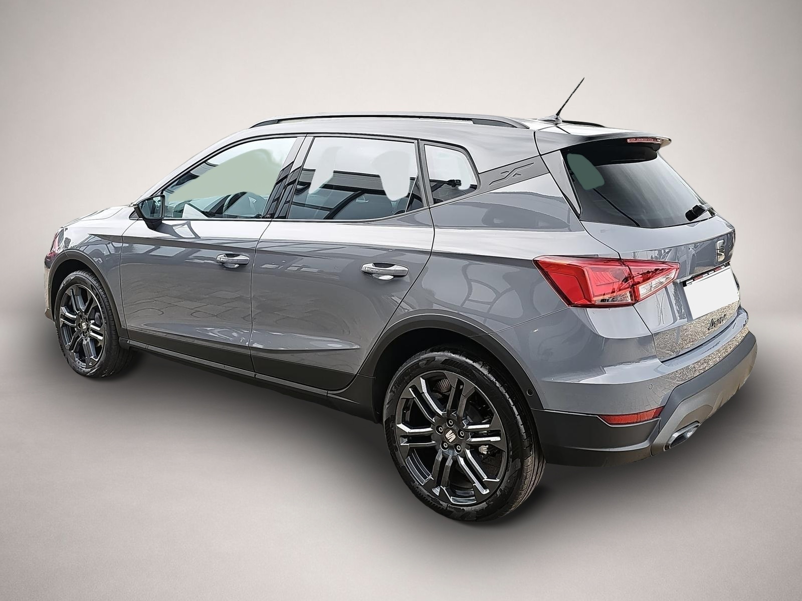 Seat Arona (08/2026, Benzin)