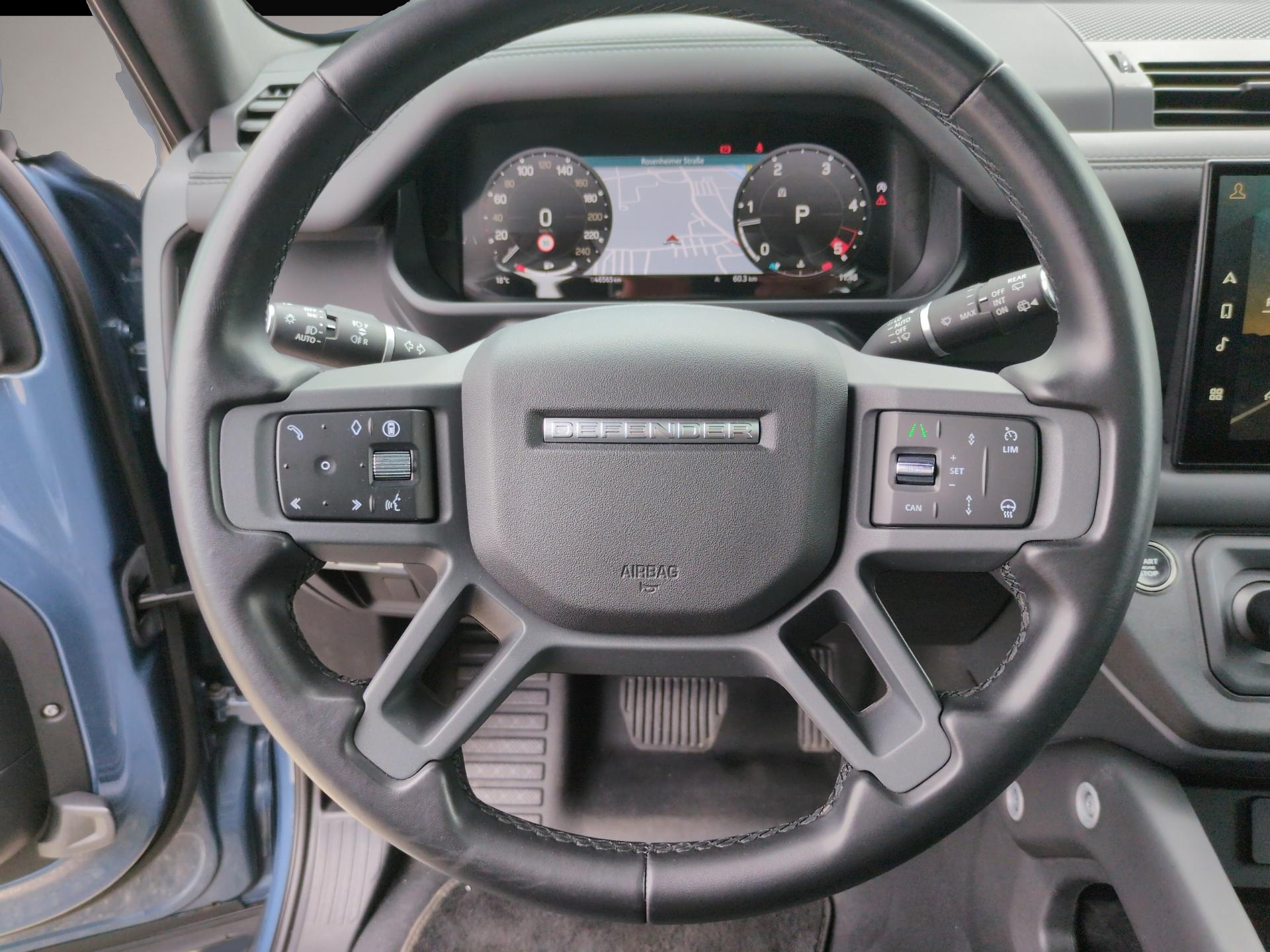Land-Rover Defender (10/2023, Diesel)