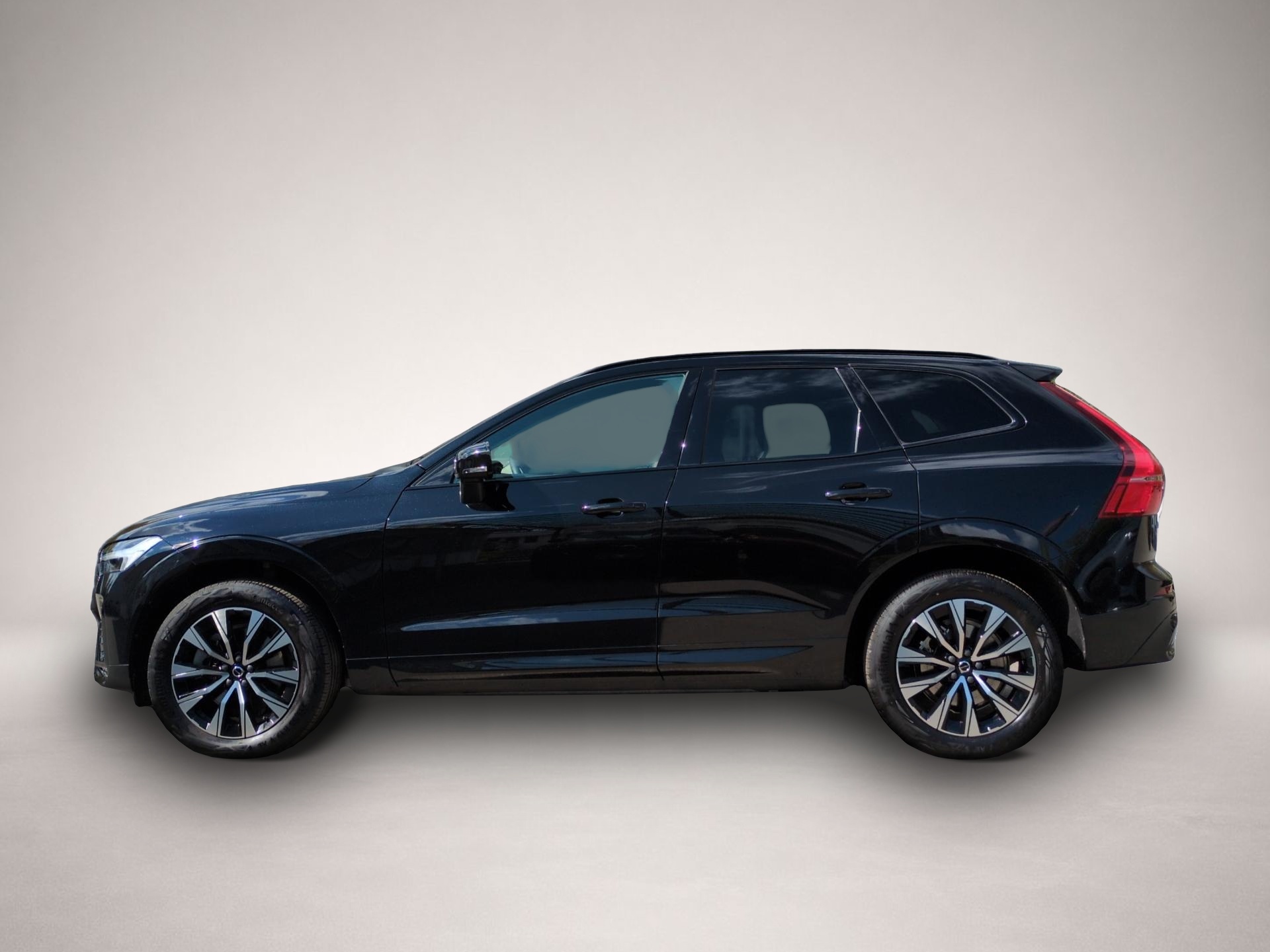 Volvo XC60 (01/2023, Benzin)