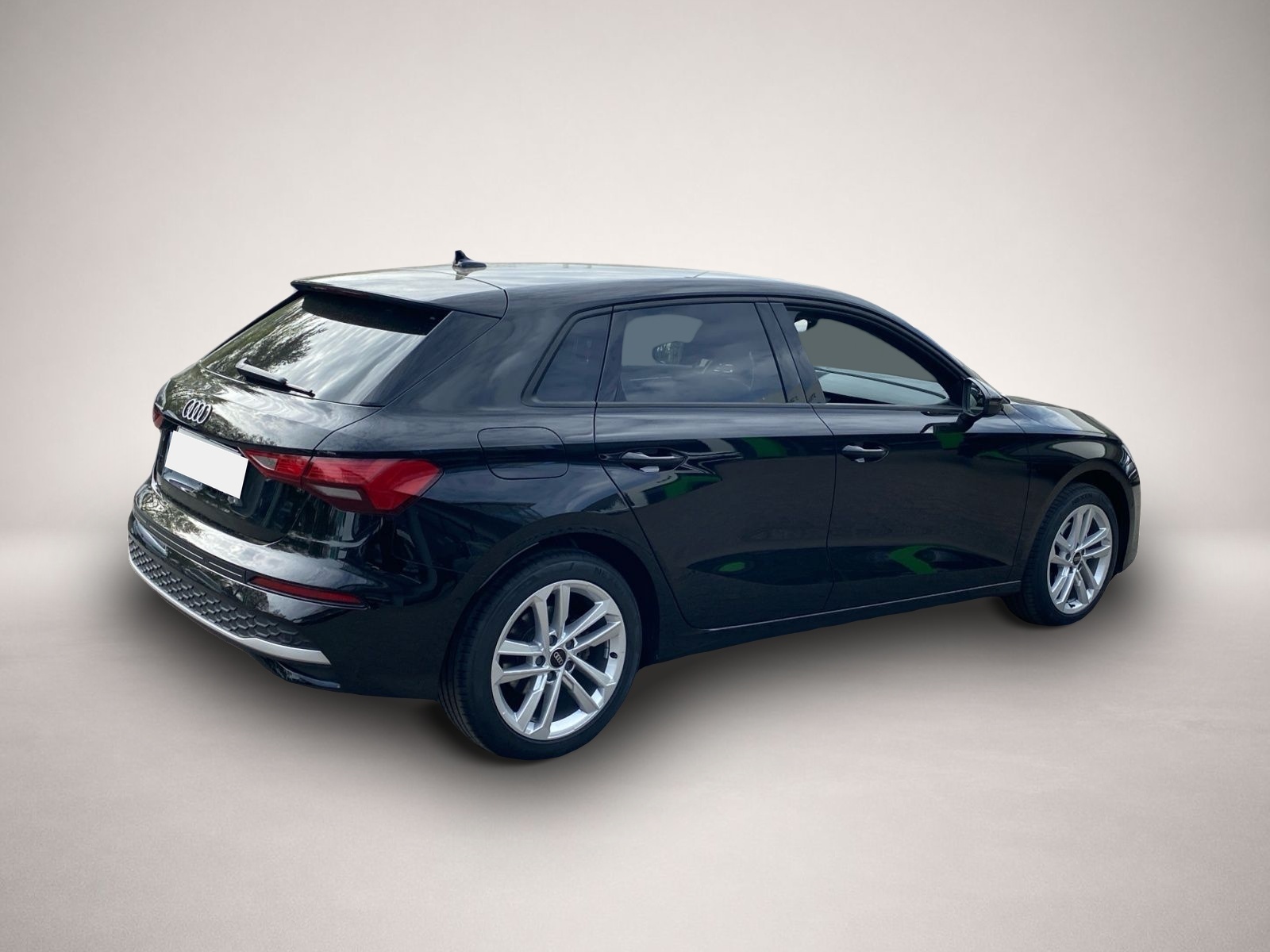 Audi A3 (04/2025, Benzin)