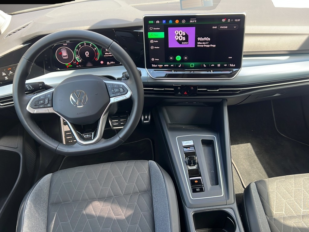 Volkswagen Golf (09/2025, Hybrid (Benzin/Elektro))