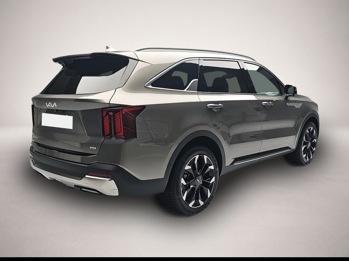 Kia Sorento, image 2 of 4