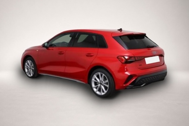 Audi A3, image 4 of 5