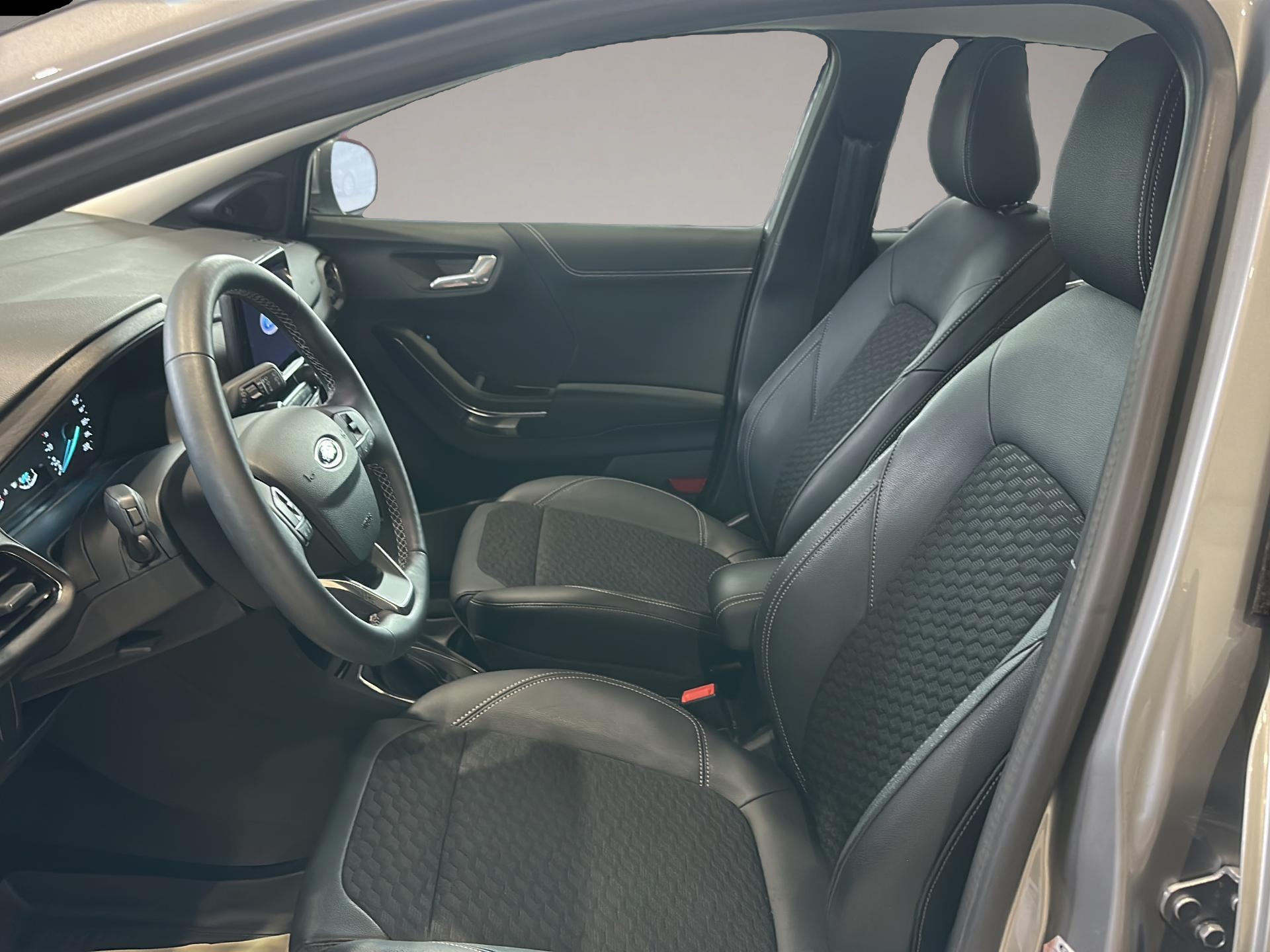 Ford Puma (01/2022, Benzin)