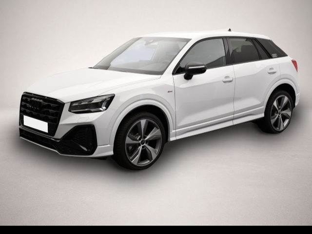 Audi Q2 (03/2025, Benzin)