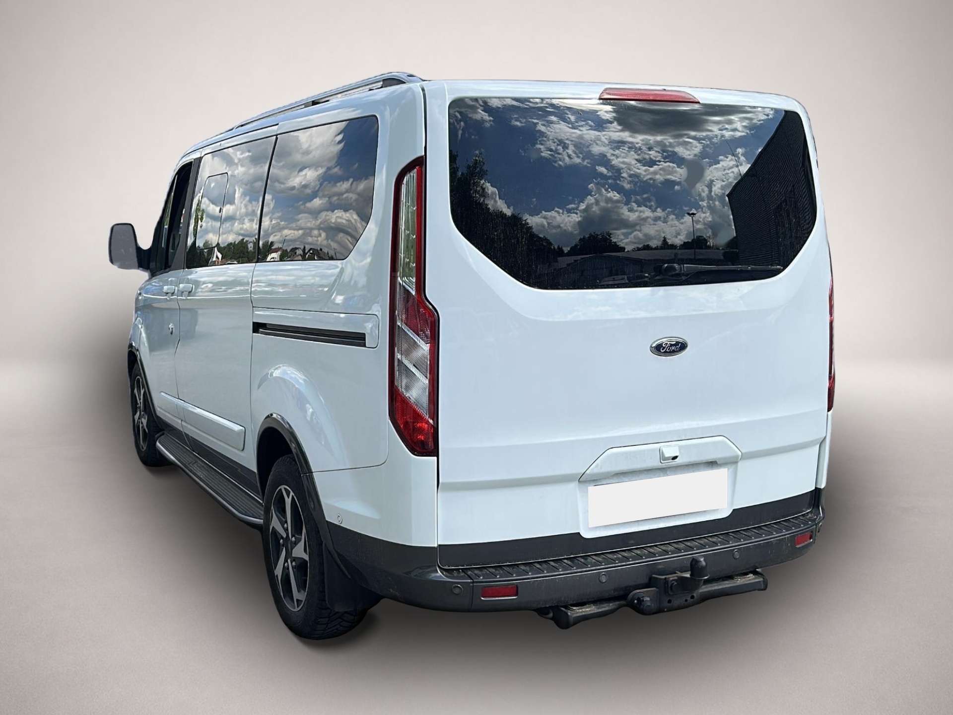 Ford Tourneo Custom (02/2022, Diesel)