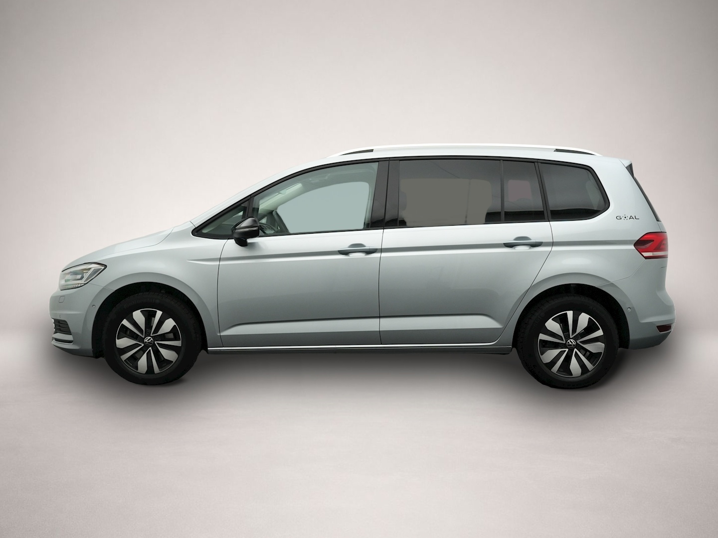 Volkswagen Touran (11/2025, Benzin)