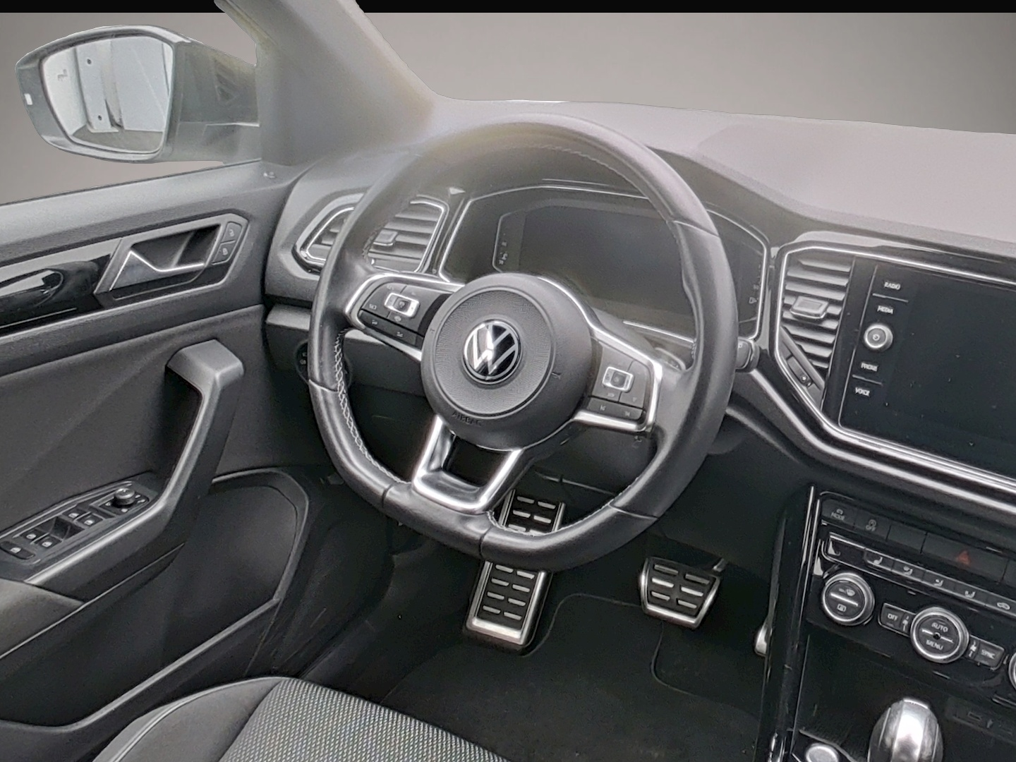Volkswagen T-Roc (02/2021, Benzin)