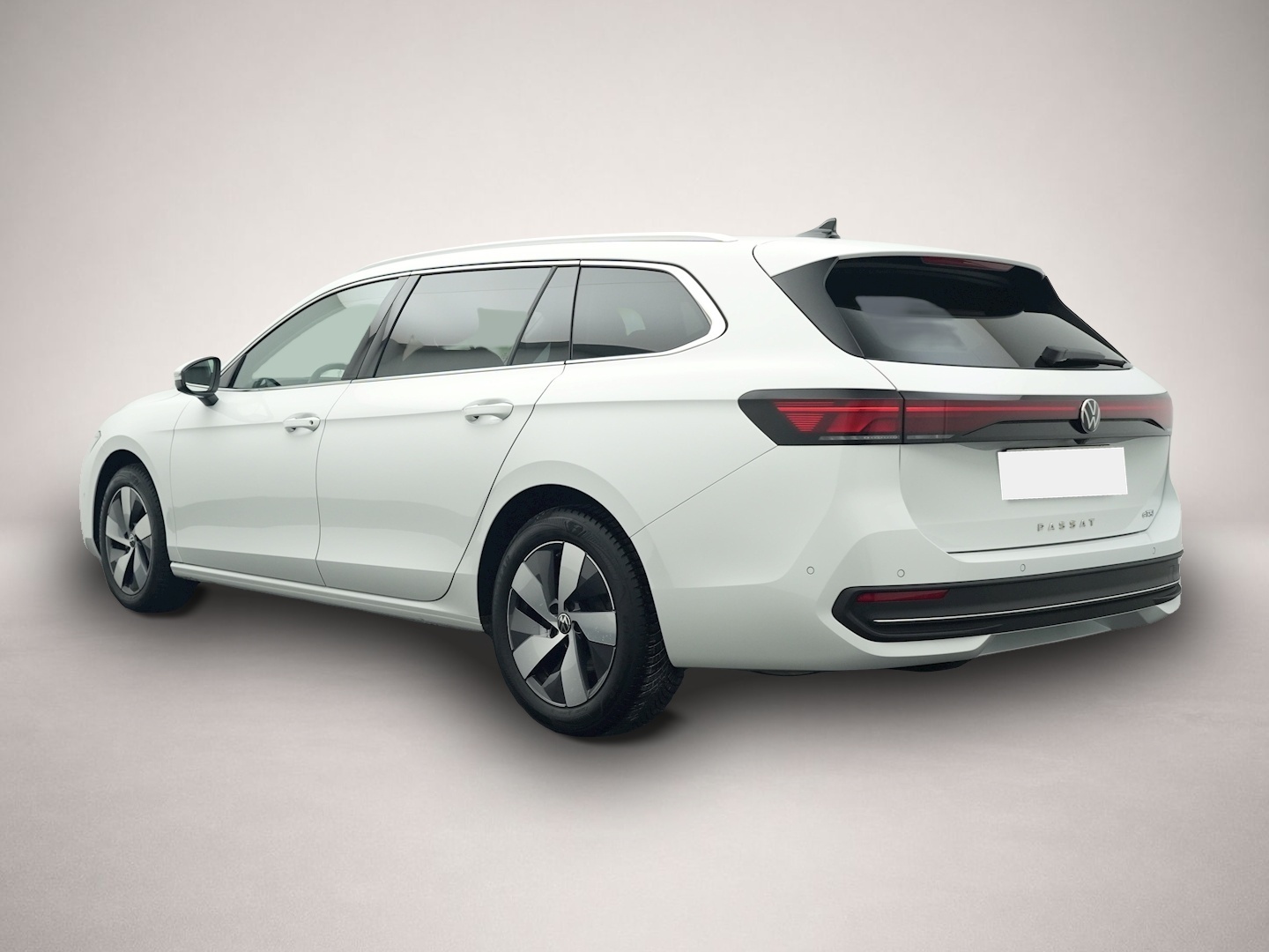 Volkswagen Passat (03/2025, Benzin)