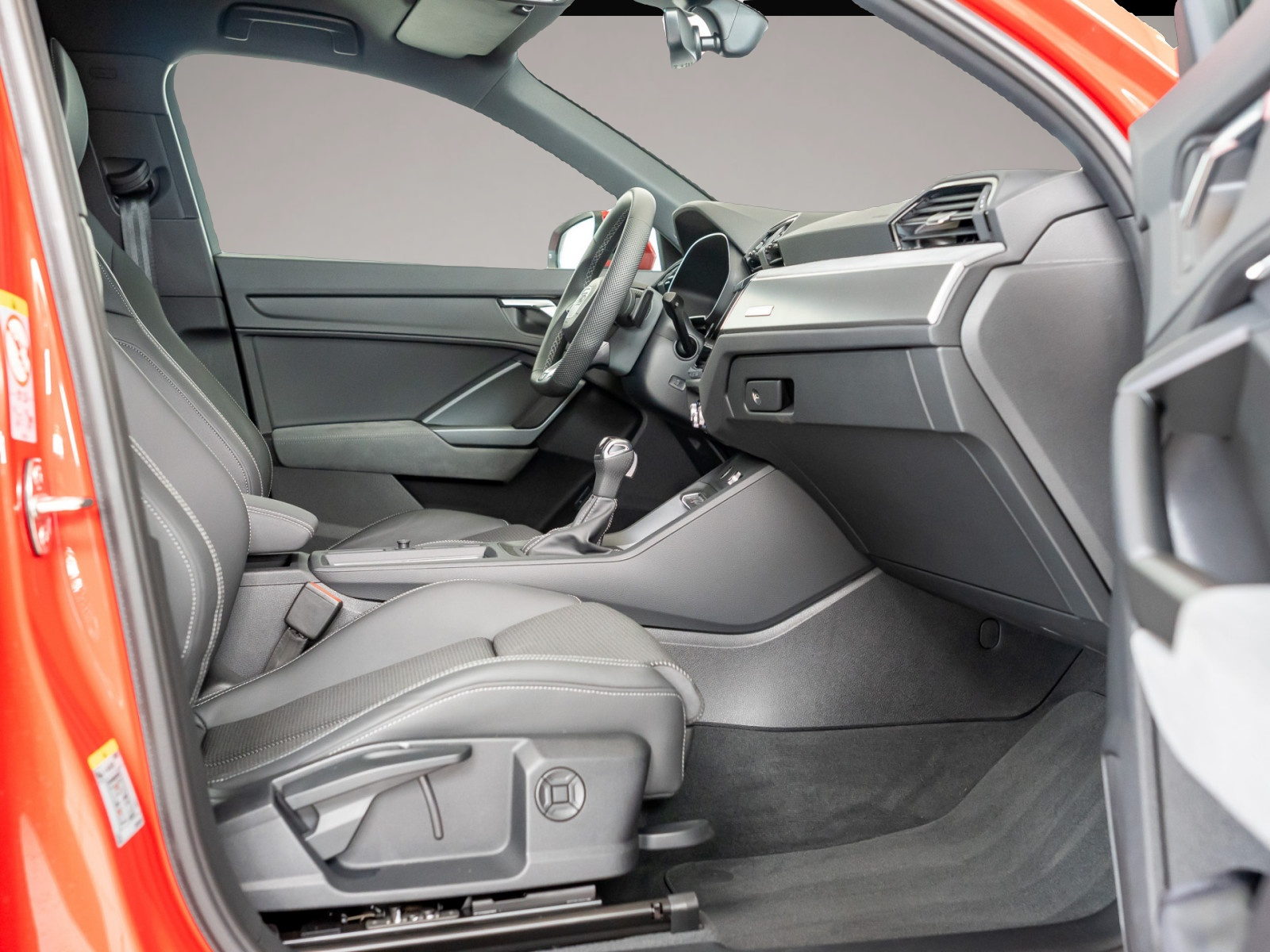 Audi Q3 (09/2025, Benzin)
